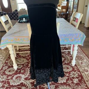 100% silk dress from Anthropology. Size 14 (more like a 10-12).